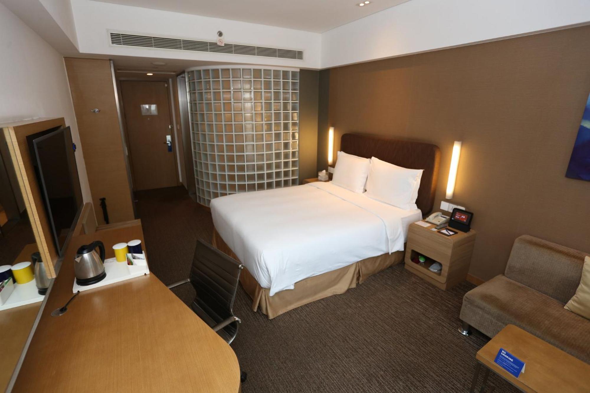 Holiday Inn Express Shanghai Jinsha By Ihg Exterior photo
