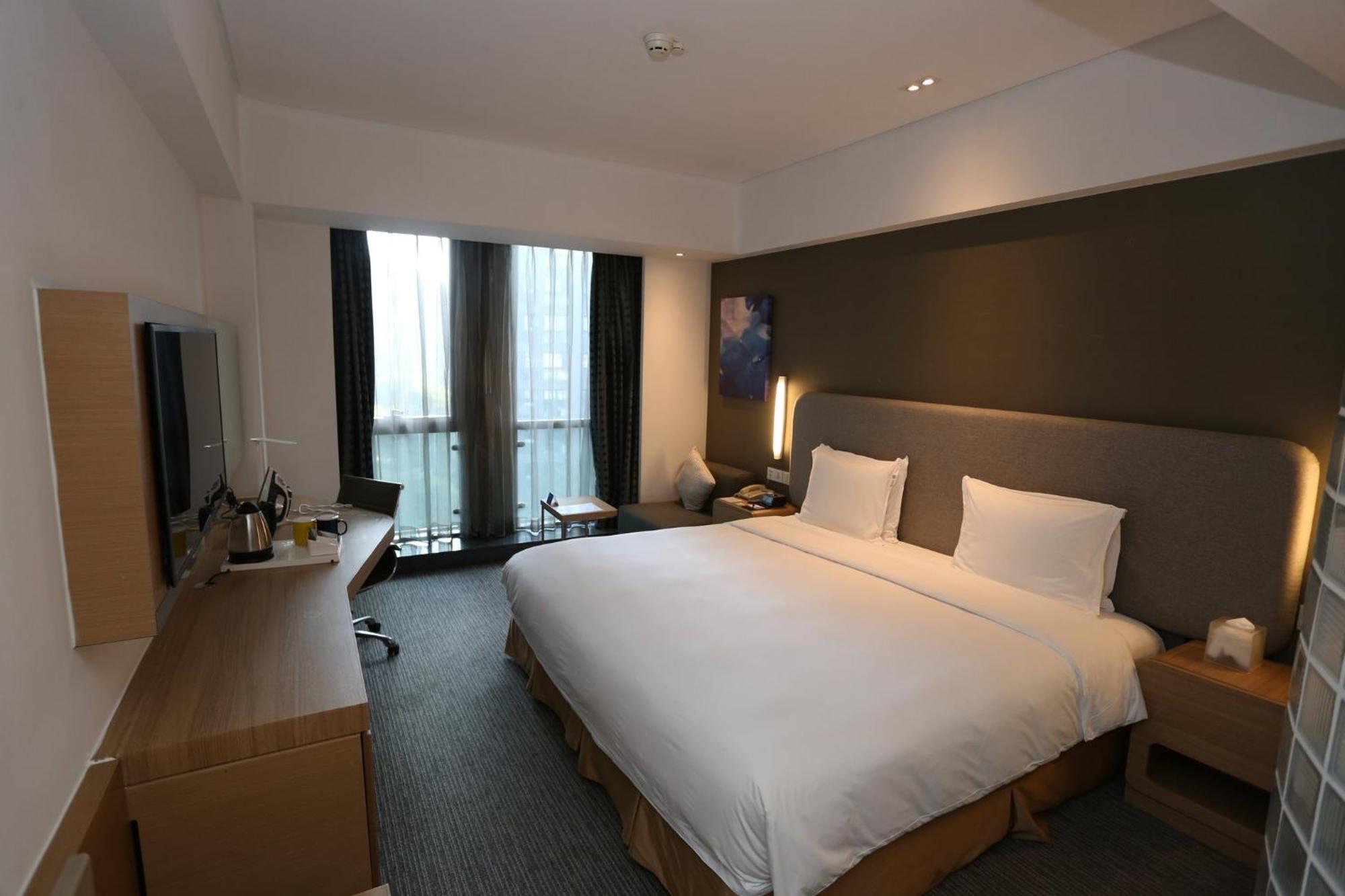Holiday Inn Express Shanghai Jinsha By Ihg Exterior photo